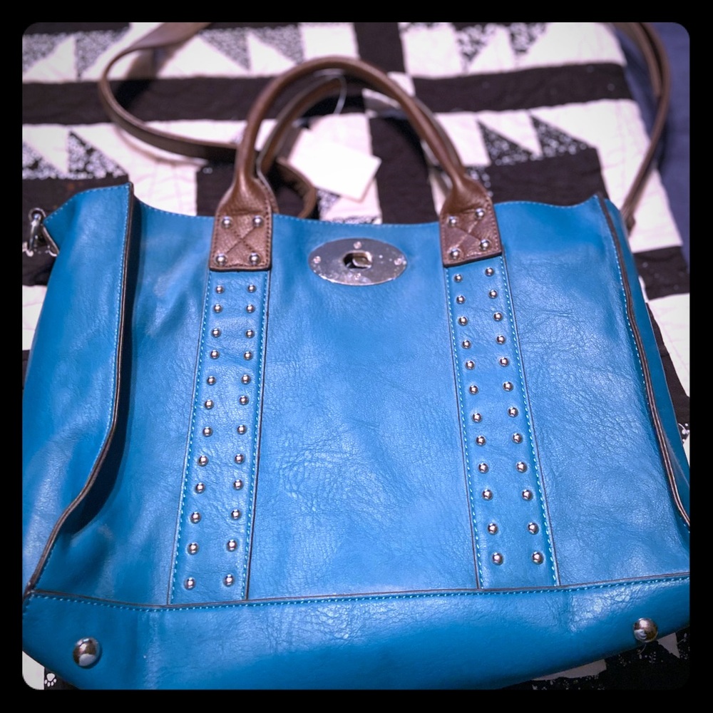 New with tags teal purse!
